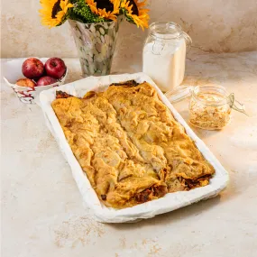 Apple Strudel - Apfelstrudel  - Traditional Austrian Pastry