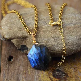 'Hexa' Natural Labradorite Pendant Necklace