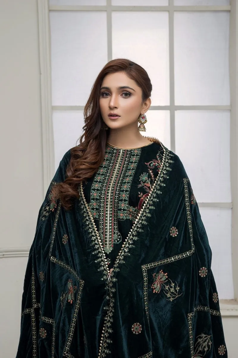 Mihrimah Embroidered Velvet 3 Piece Suit MIH39